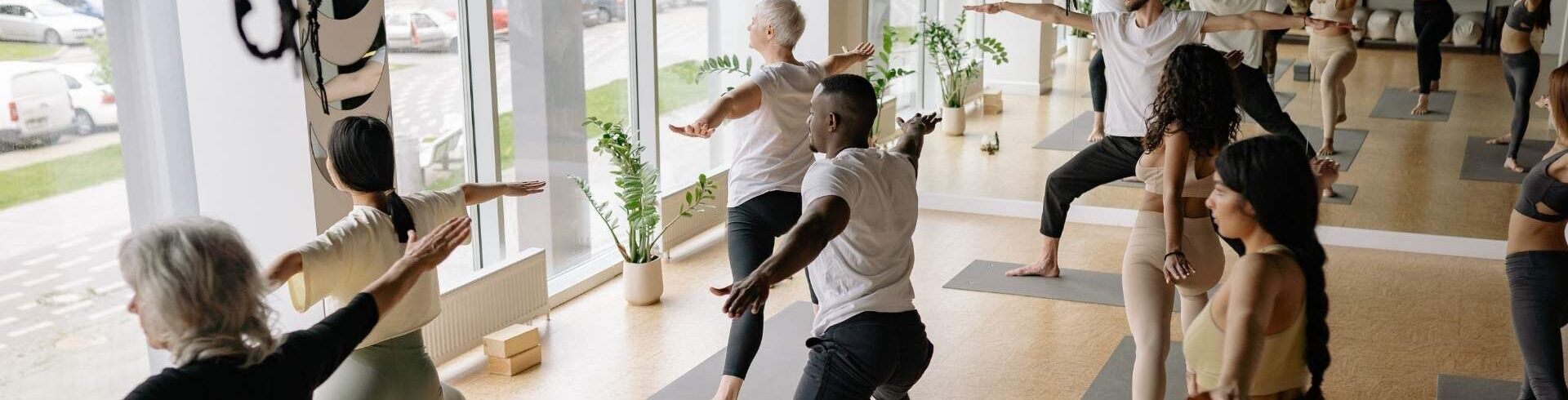 Comment trouver sa formation pour devenir professeur de yoga ?